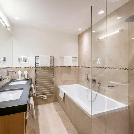 Auenhof 4*
